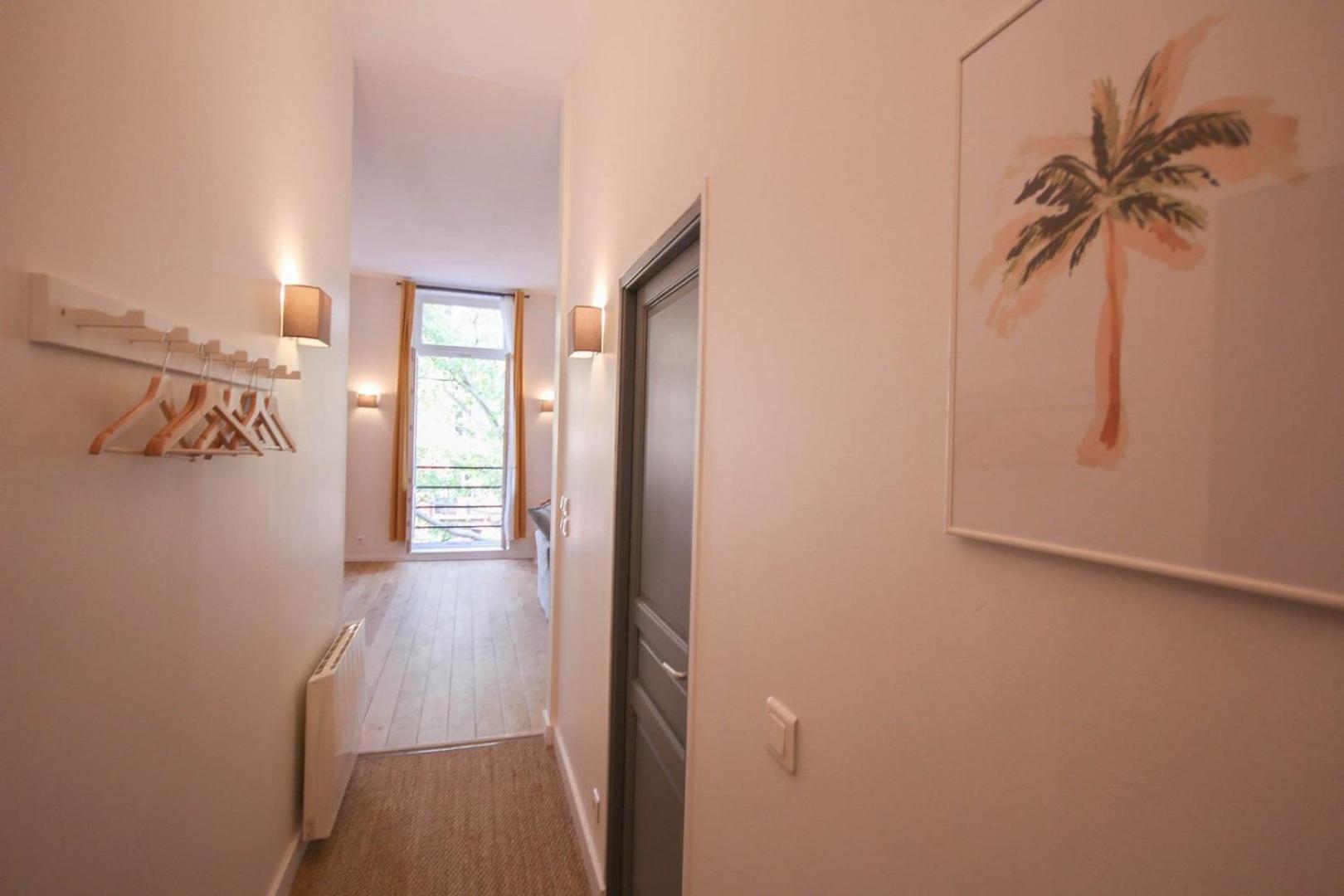 2-Bedroom Flat + Private Car Park. Lille Eksteriør bilde