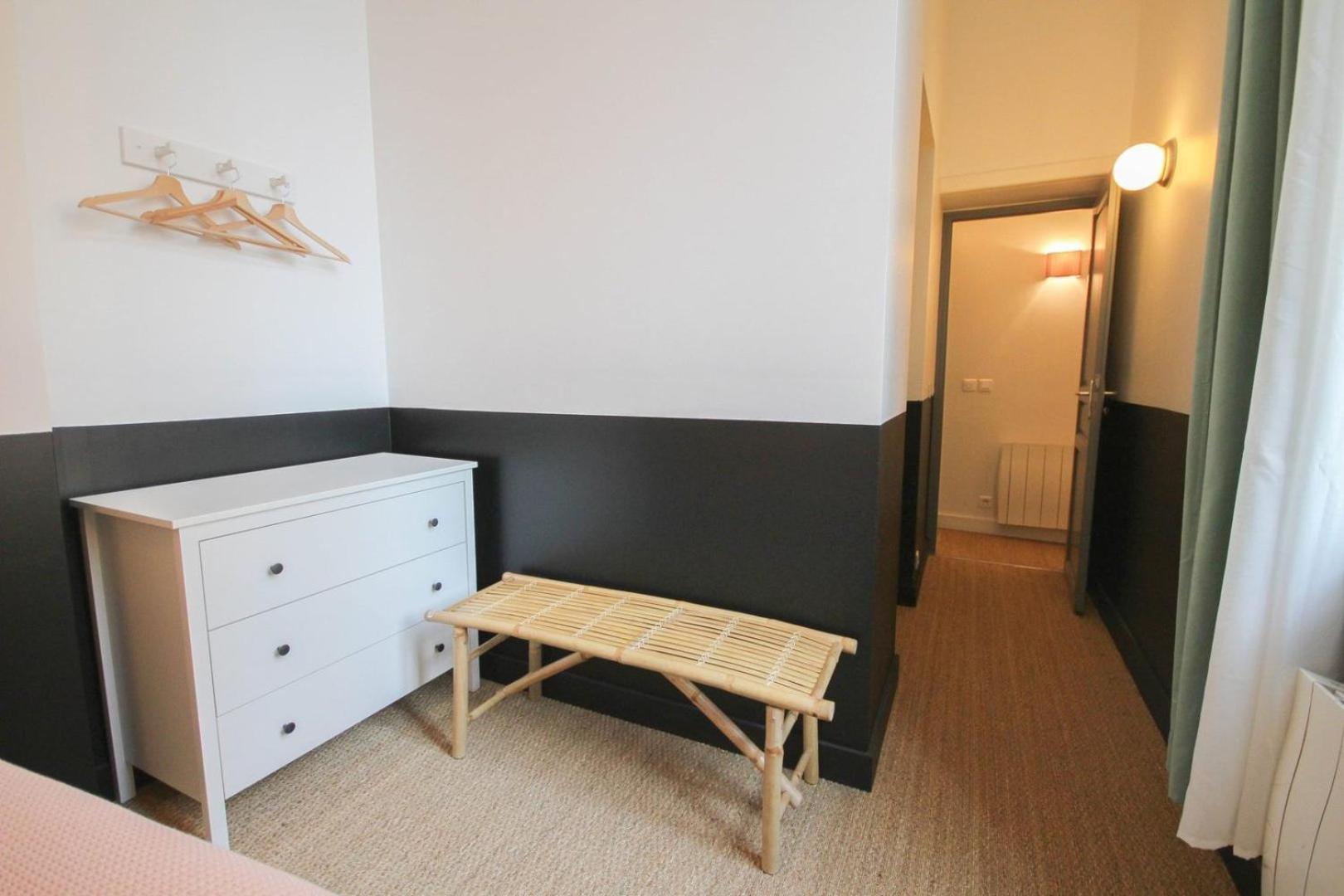 2-Bedroom Flat + Private Car Park. Lille Eksteriør bilde
